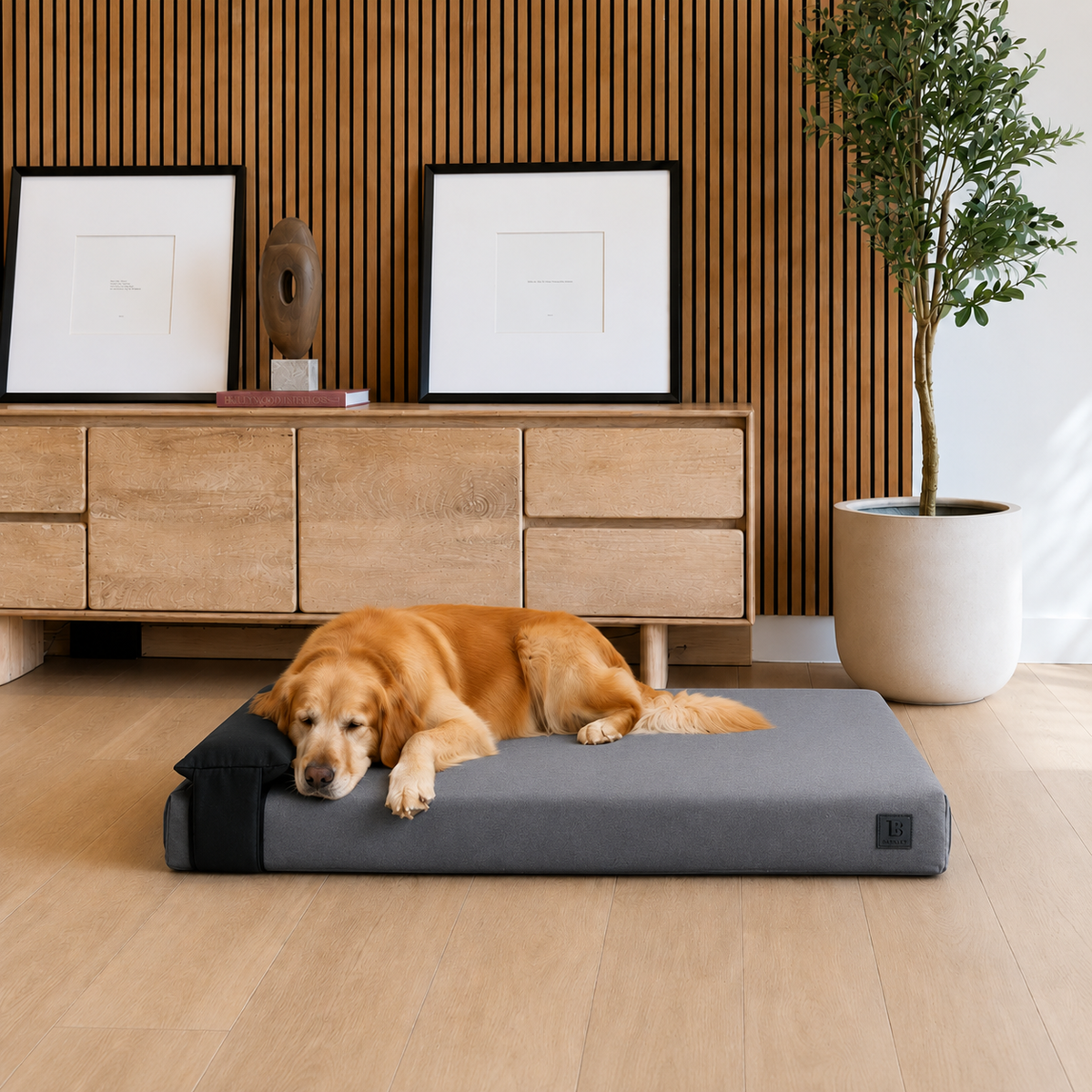 SIGNATURE PILLOW - Microsuede